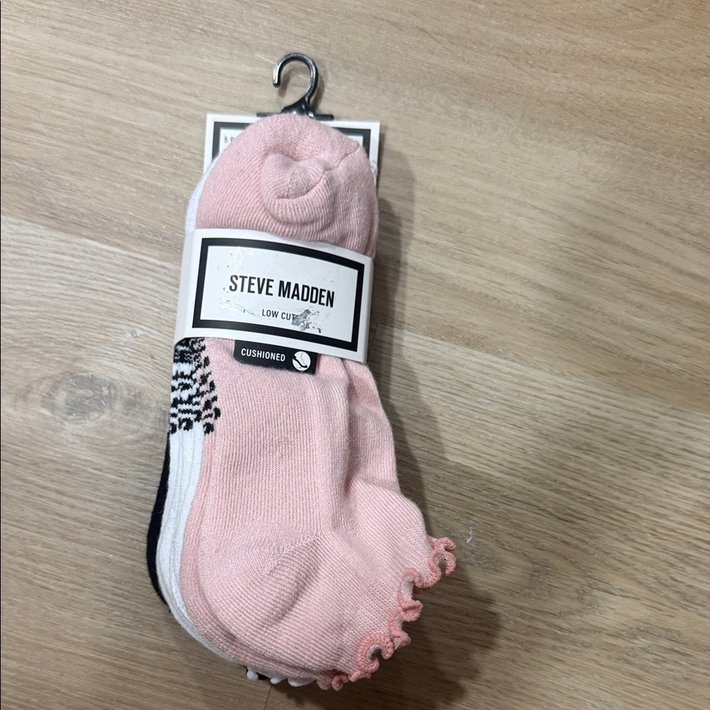 Steve Madden Pink Ruffle Low-Cut Sock Trio